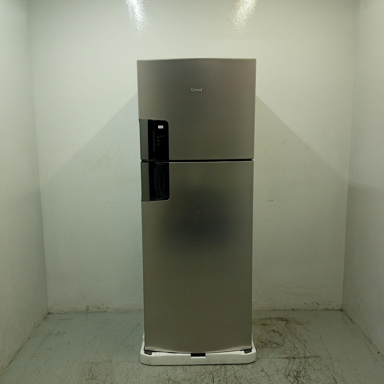 Geladeira Consul Duplex Frost Free Inverter 455L com Freezer Espaçoso CRM56MK Inox