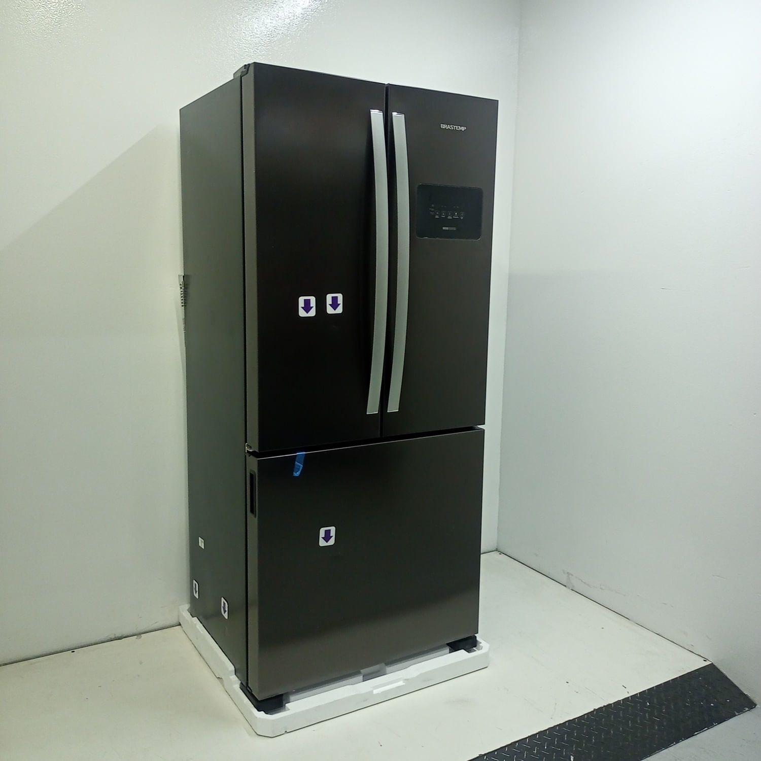BB様　3 Geladeira Frost Free French Door 3 Black Inox Brastemp