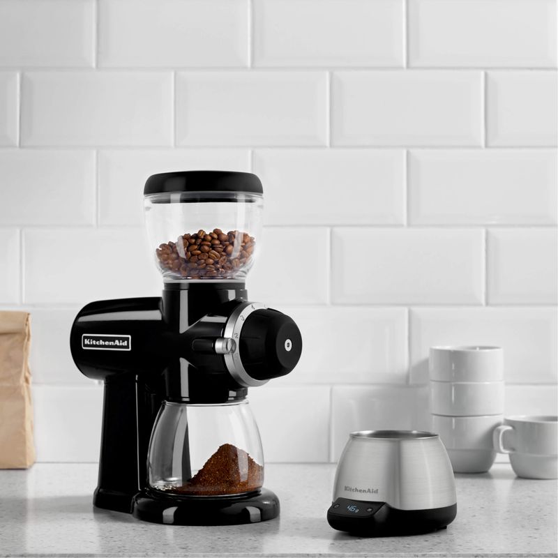 KitchenAid_Acessorios_KI784AX_Imagem_AMBIENTADA_MOEDOR_3000X3000