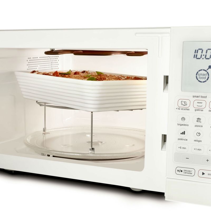 Brastemp_Micro_ondas_BMH45AB_Imagem_Produzida_3_4_3000X3000