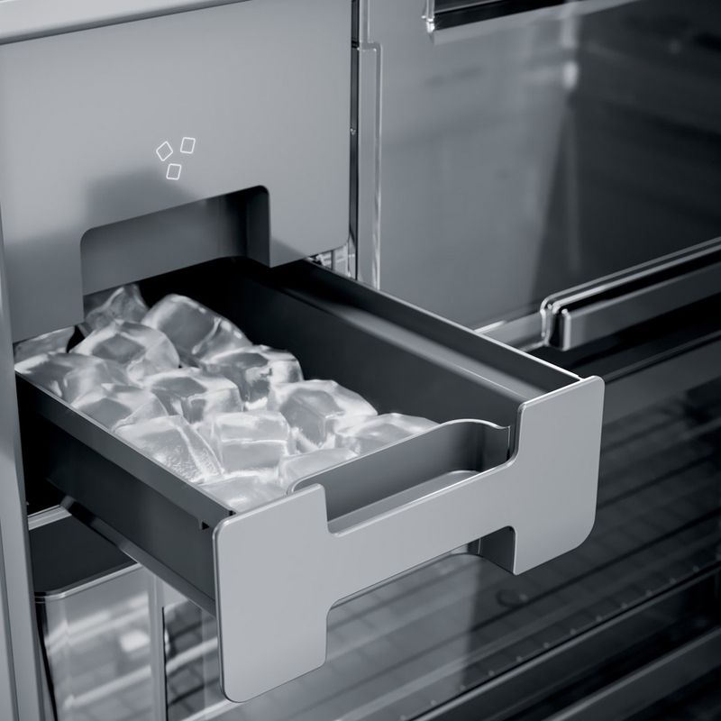 Brastemp_Geladeira_BRO81AR_Imagem_Detalhe_ice_maker