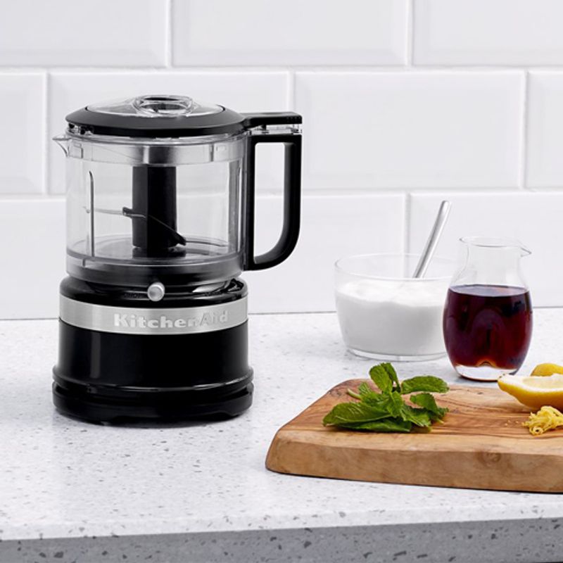 KitchenAid_Processador_de_Alimentos_KJA03BE_Imagem_Ambientada