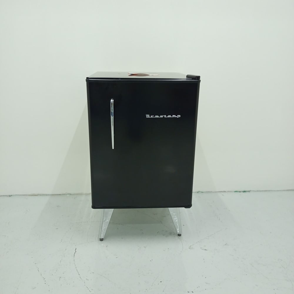 Frigobar Brastemp Retro 76 litros Preto  - BRA08AEBNA_WBOM_JH2507072 é boa?