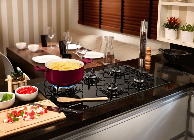 Brastemp_Cooktop_BDD85AE_Imagem_Ambientada_1--1-