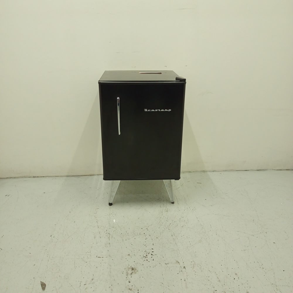 Frigobar Brastemp Retro 76 litros Preto  - BRA08AEANA_WBOM_JM2580870 é boa?